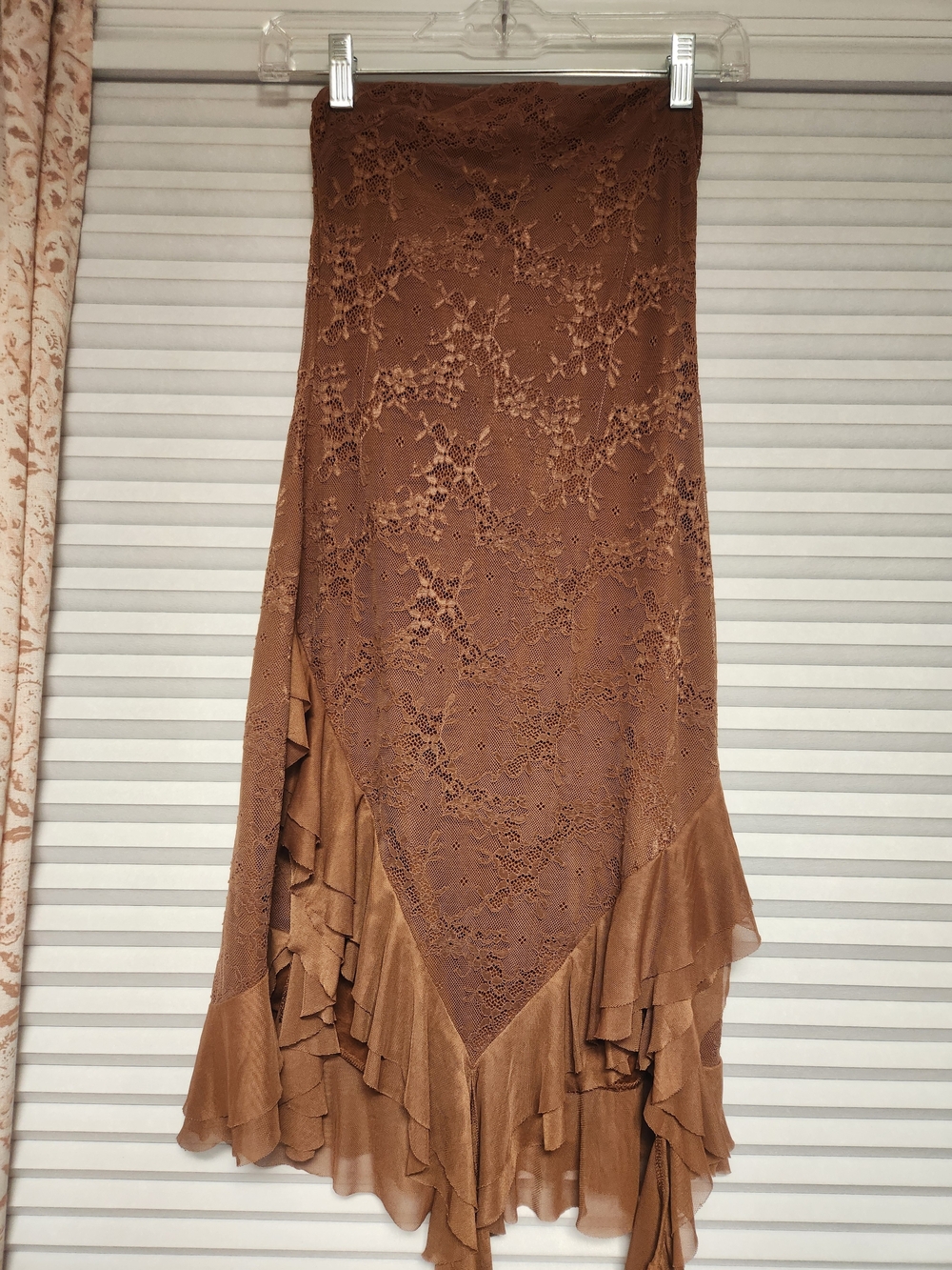 Tiger Mist Brown Lace Asymmetrical Ruffle Skirt
